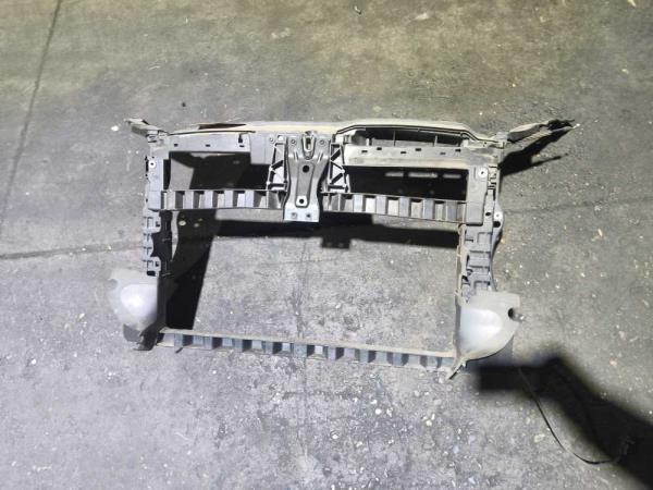 FACE AVANT VW GOLF 6 BREAK 2.0TDI - Vue 1